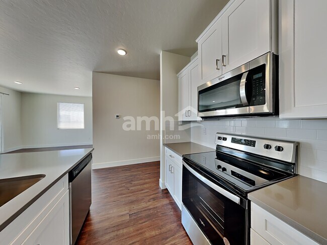 Foto del edificio - 9396 W Shumard St