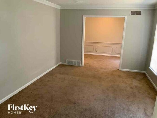 Building Photo - 5117 Scrivener Dr