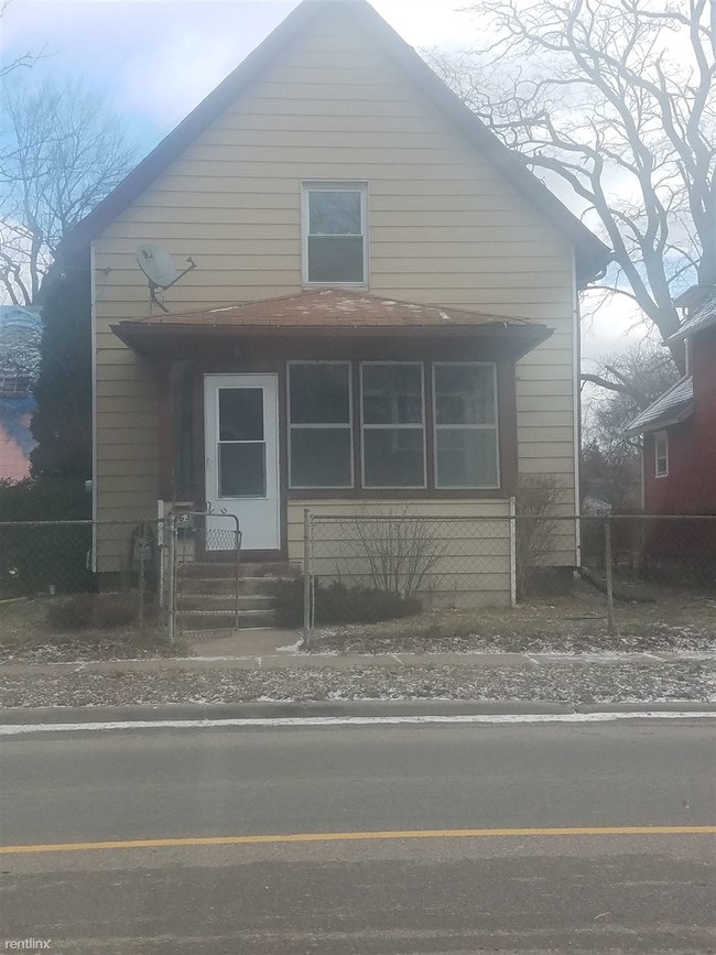 463 Cooper St, Jackson, MI 49201 House Rental in Jackson, MI