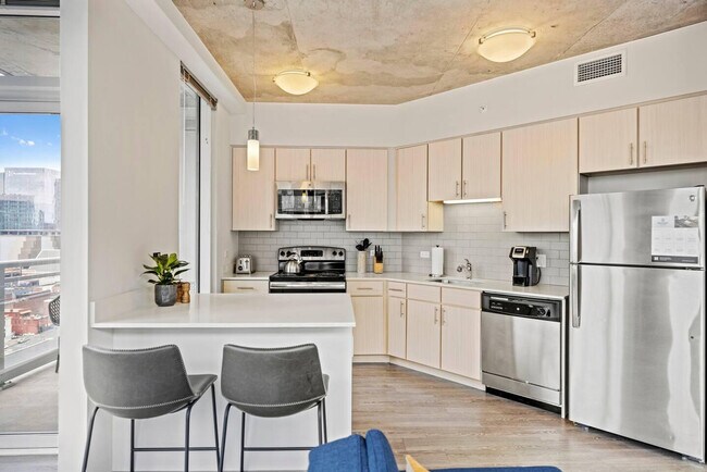 Foto del edificio - 150 3rd Ave S