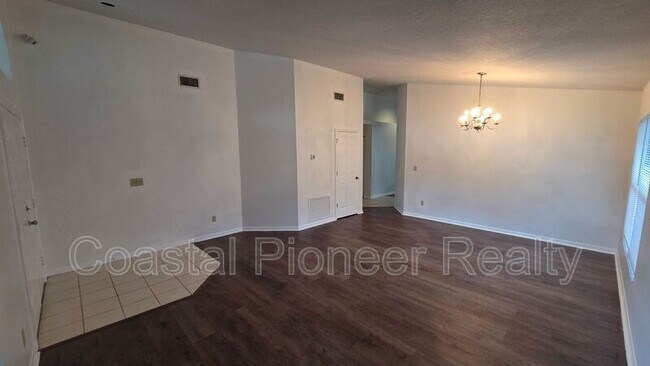 Foto del edificio - 1731 Wakefield Dr