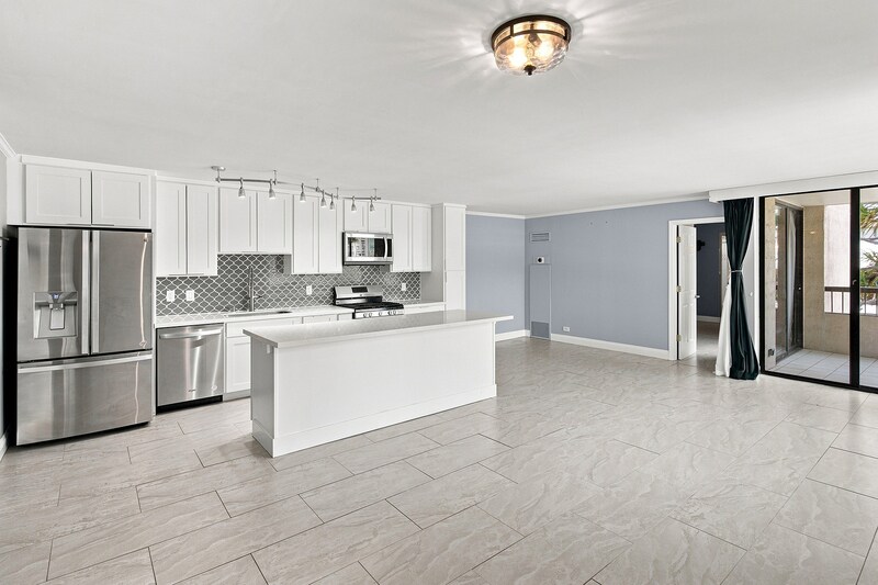 Photo - 2215 Aloha Drive #4J