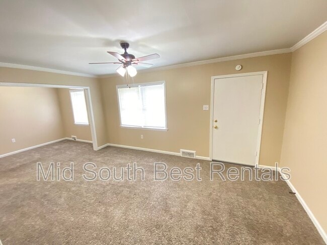 Building Photo - 2094 Wellons Ave