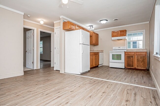 Building Photo - Please View 3D Virtual Walk-Through Before...