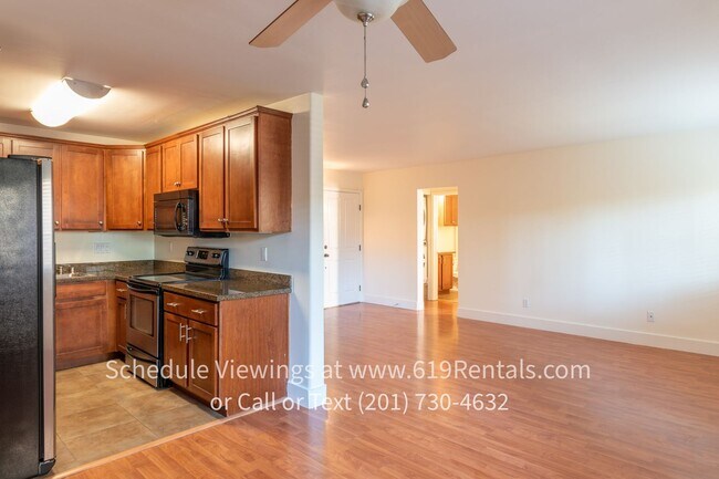 Building Photo - Nice large 2 Bedroom, 2 Bath Condo