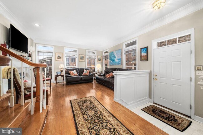 Foto del edificio - 4620 Knight Pl