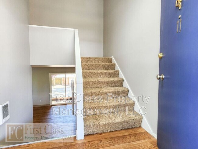 Foto del edificio - 8500 SW CANYON DR