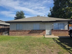 Building Photo - 516 Lincoln Ave