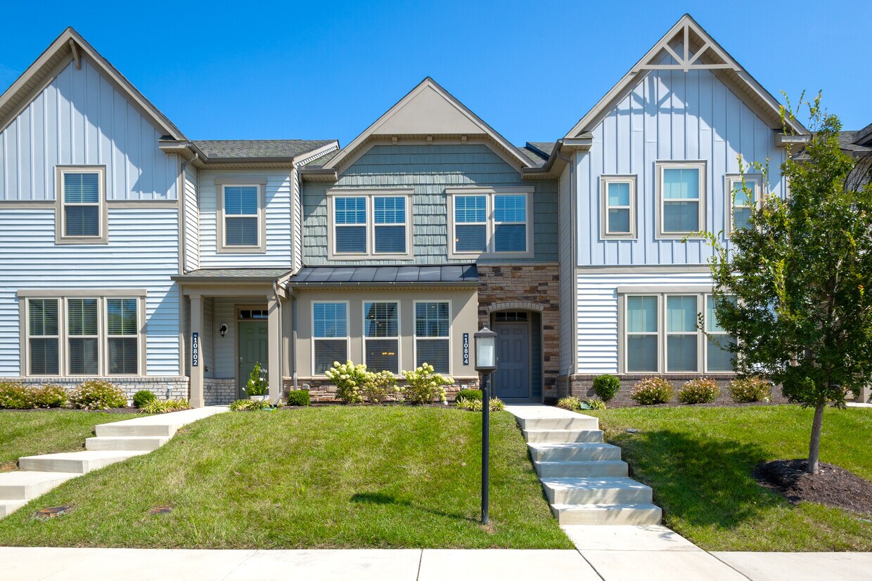Foto principal - 10804 Ashton Poole Pl