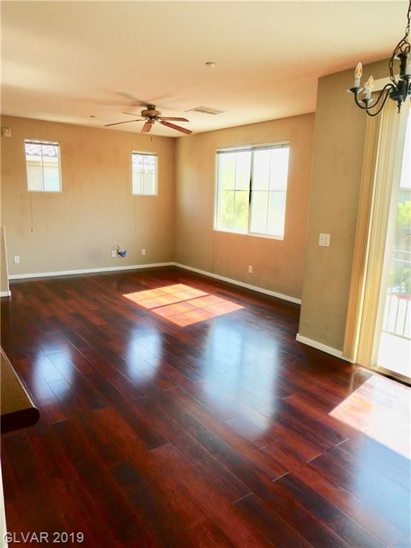 Great Room/Living Room - 450 Westminster Hall Ave