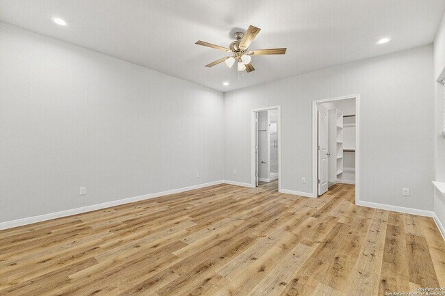 Building Photo - 505 Linden Ave