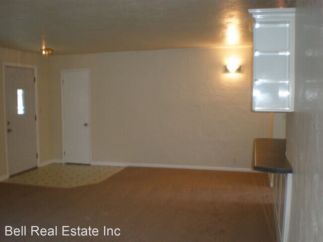 Building Photo - 3 br, 1 bath House - 3140 Oriole St