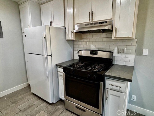 Foto del edificio - 17092 Emerald Ln