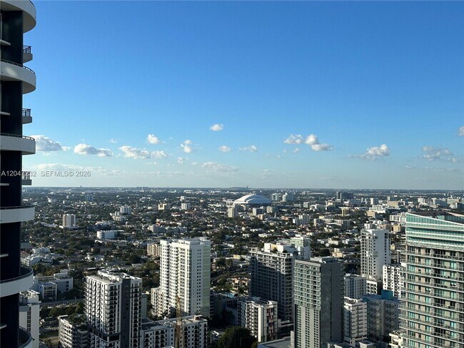 Foto del edificio - 1300 S Miami Ave