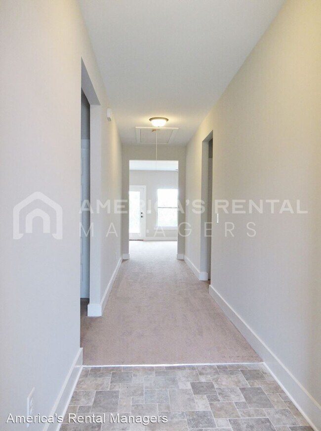Foto del edificio - 4 br, 2 bath House - 14670 Griffin Street