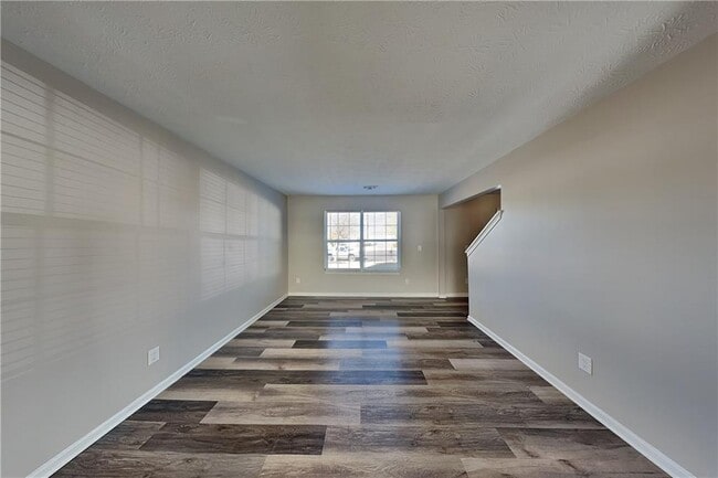 Foto del edificio - 3193 English Ivy Ln