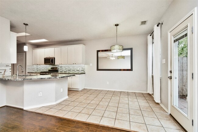 Foto del edificio - 62 E Stedhill Loop