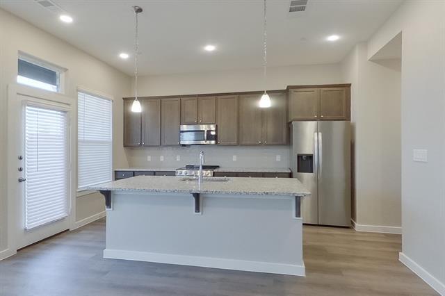 Building Photo - 5432 Sandstone Dr