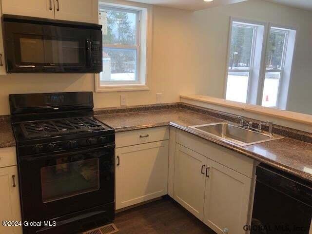 Foto del edificio - 1136 Ballston Lake Rd