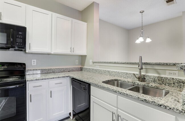 Foto del edificio - The Preserve at West View Apartments