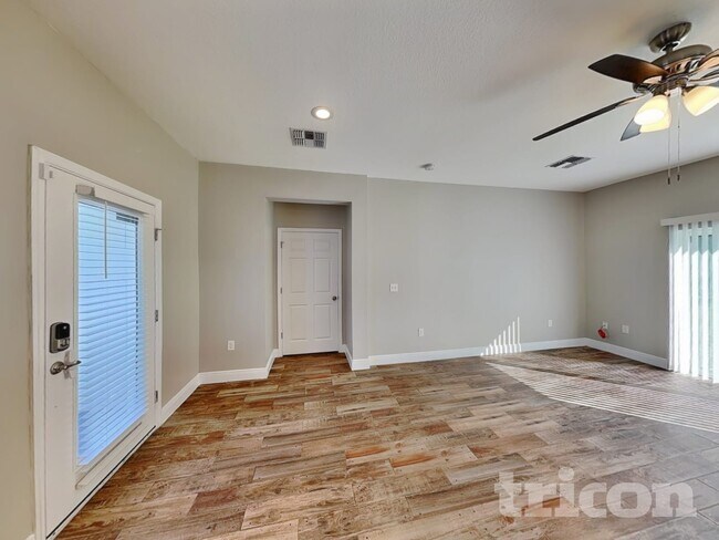 Foto del edificio - 3321 Buttonwood Ave