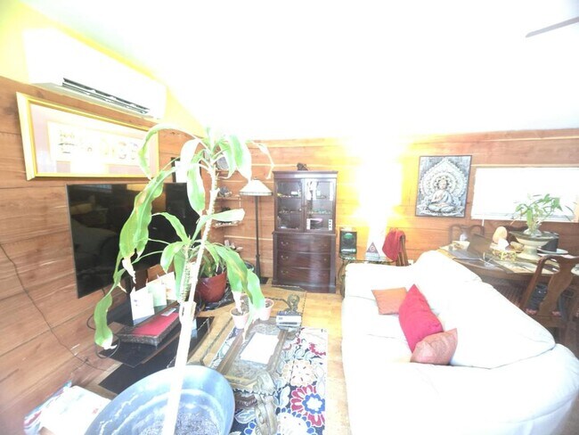 Foto del edificio - 12719 Colony Rd