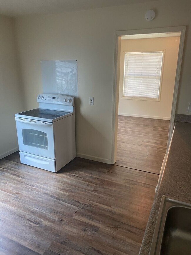 Building Photo - Lake Charles, Home for Rent