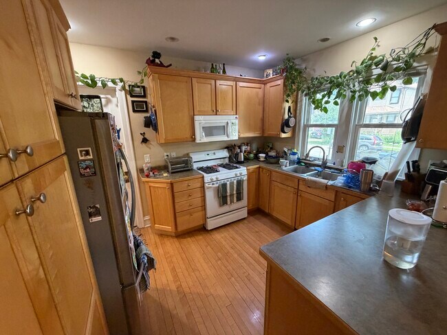 Foto del edificio - 1256 Spaight St