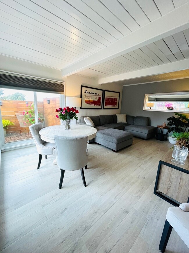 Photo - 2839 Moyers Rd House