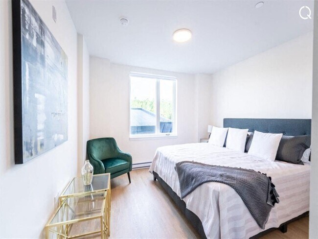 Building Photo - Vizion