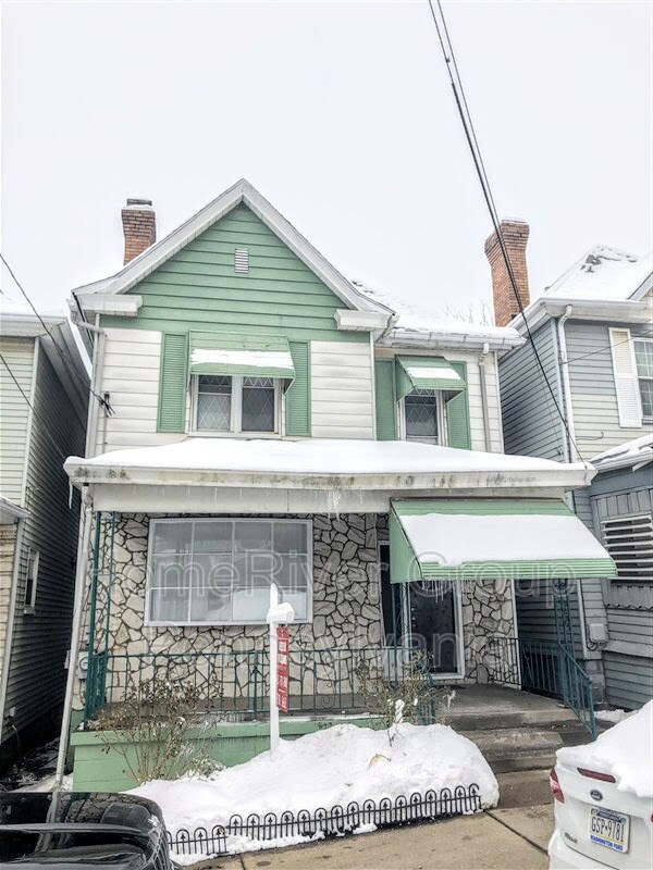 Primary Photo - 140 Church St