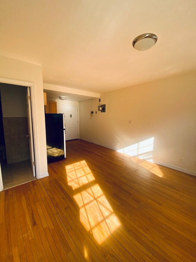 890 W Beech St Unit 1K, Long Beach, NY 11561 890 W Beech St Long