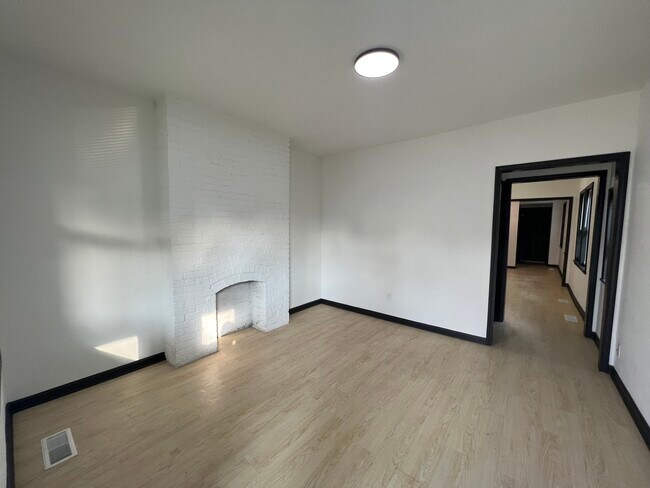 Foto del edificio - 1409 S Alabama St