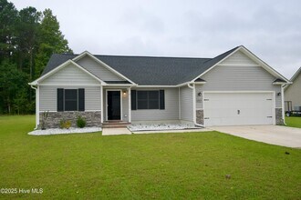 Building Photo - 2013 Belgrade-Swansboro Rd