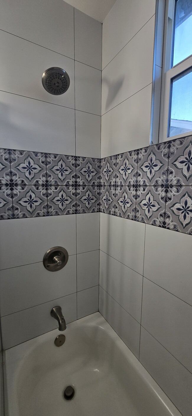 Building Photo - 5716 Autry Ave