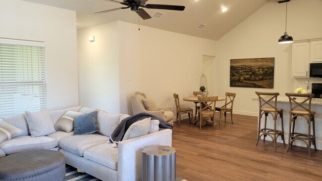 Foto del edificio - 7127 22nd St