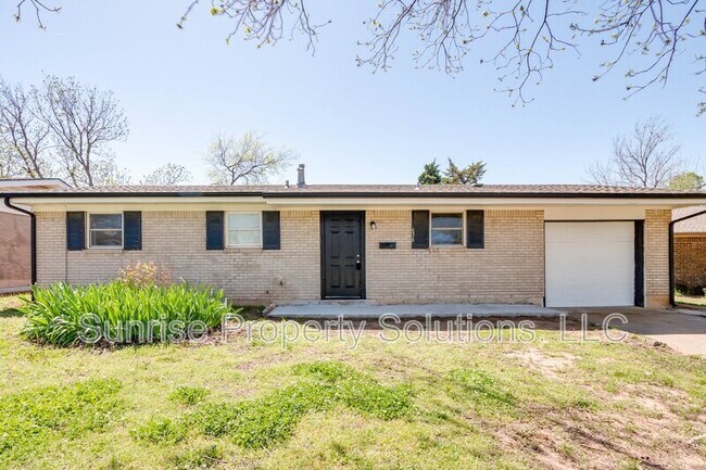 Photo - 636 SW 13th St House