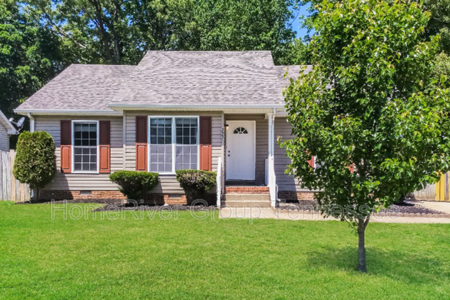 Building Photo - 227 Sleepy Hollow Dr