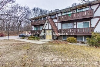 Building Photo - 18231 Alpine Ct