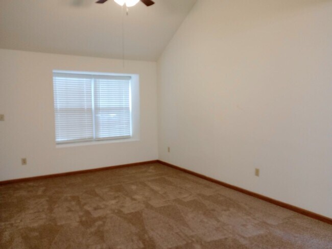 Foto del edificio - 3546-3548 Prescott Dr.