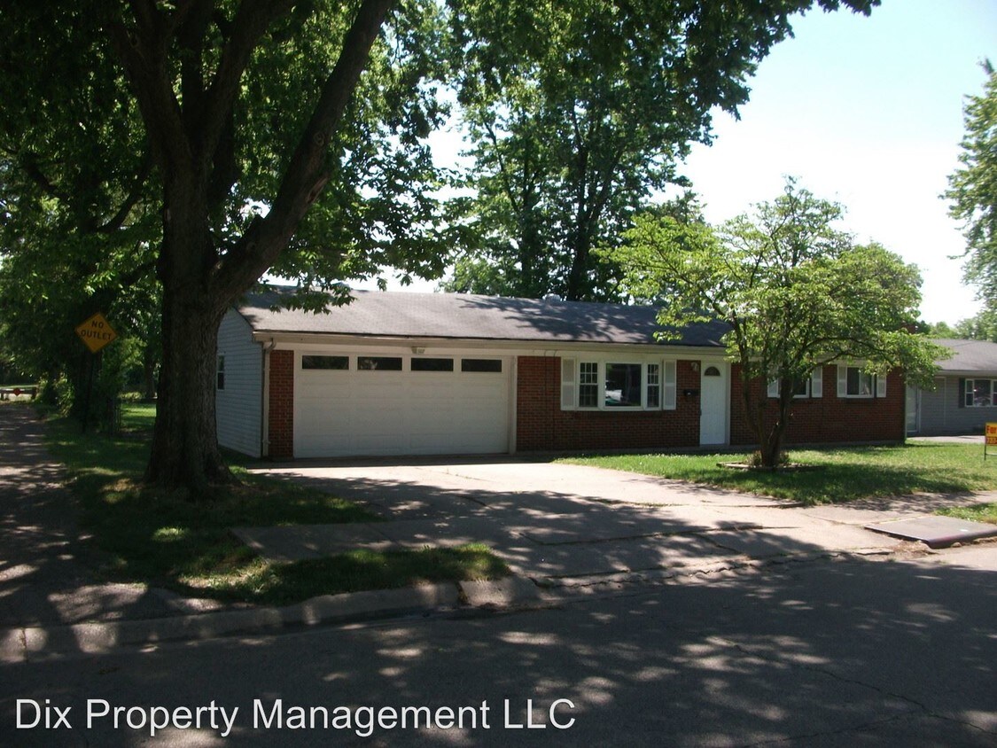 102 Gwen Ln, Trenton, OH 45067 House Rental in Trenton, OH