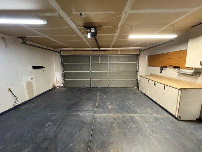 Foto del edificio - Elegant Home in Established Neighborhood! Price Reduced!