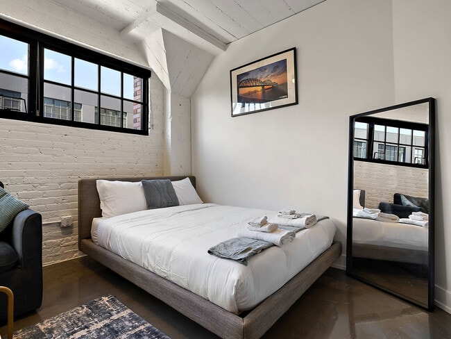 Foto del edificio - 608 N 3rd Ave