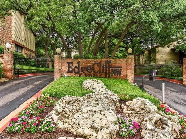 Foto principal - 7122 Wood Hollow Dr