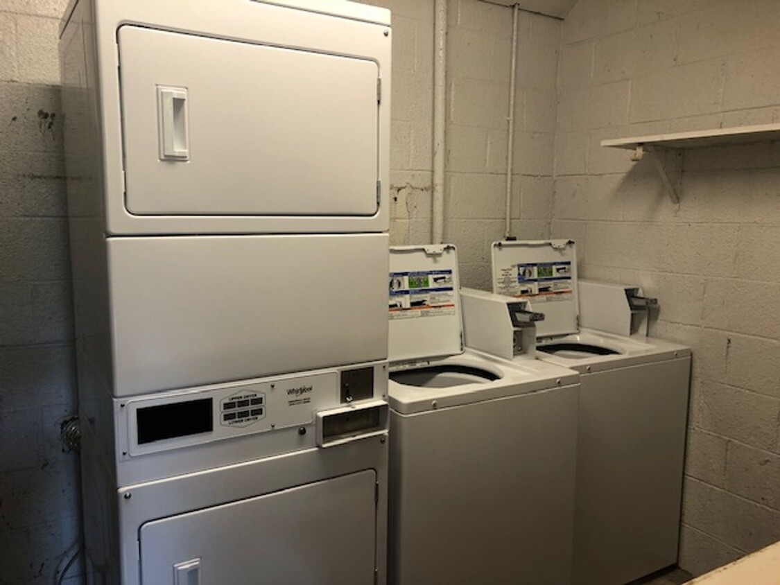 Foto del edificio - Conveniently Located 1 bedroom, 1 bath apa...