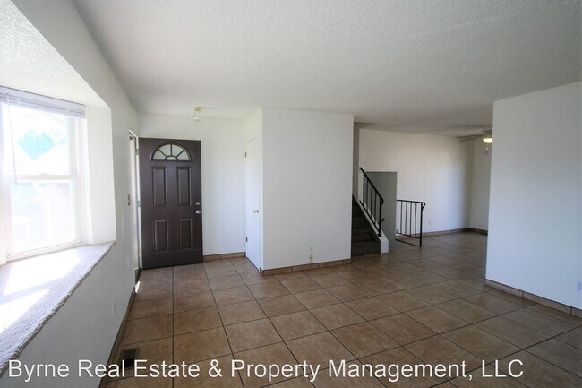 Building Photo - 3 br, 2 bath House - 5120 Victory Rd