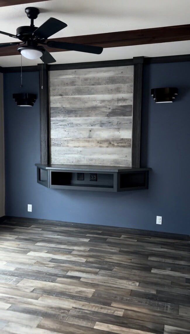 Photo - 9511 Red Maple Dr House