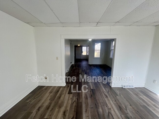 Building Photo - 113 Arch St