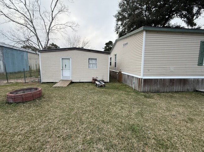 Building Photo - 12219 Vista Real