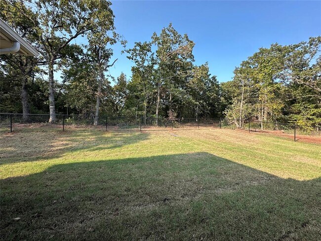 Building Photo - 17940 Lantana Loop